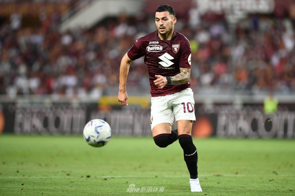 主裁判依然 主裁判依然